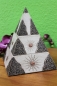 Preview: Verzierte Schmuckdose Pyramide weiß antik 3-teilig aus Holz, handbemalt 20 cm