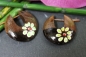 Preview: Holz-Creolen Blüten grün 2,5cm