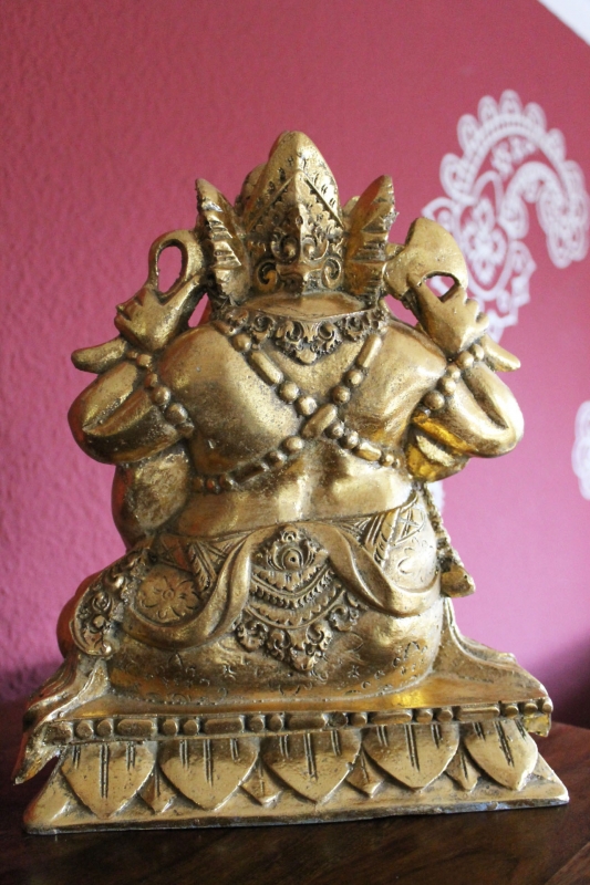 Edle Ganesha Figur mit antikem Goldfinish 30cm