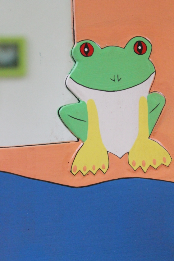 Hübscher Kinderspiegel "Frosch" 40cm x 33cm